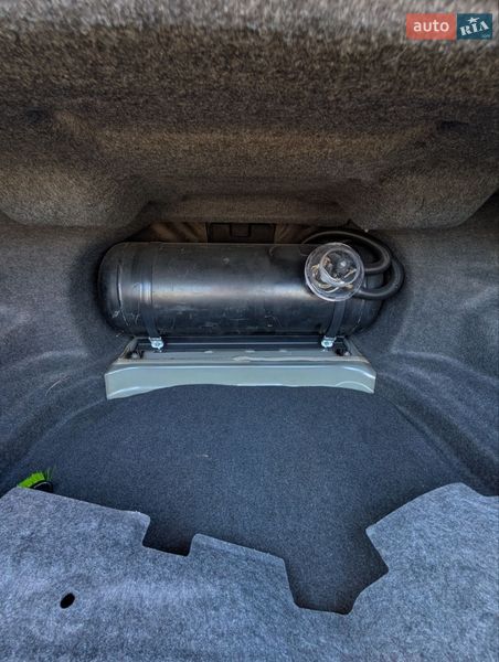 Седан Ford Taurus 2017 в Николаеве