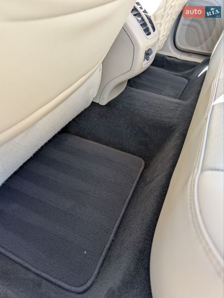 Седан Ford Taurus 2017 в Николаеве