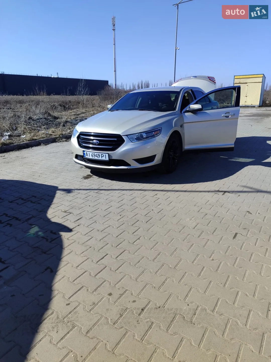 2017 Ford Taurus - фото 1