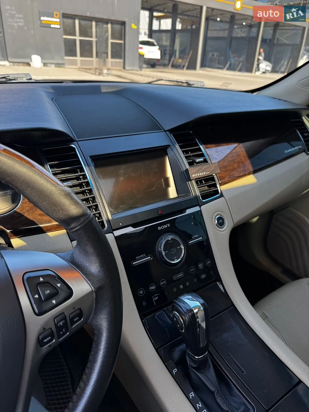 2017 Ford Taurus - мініатюра 30