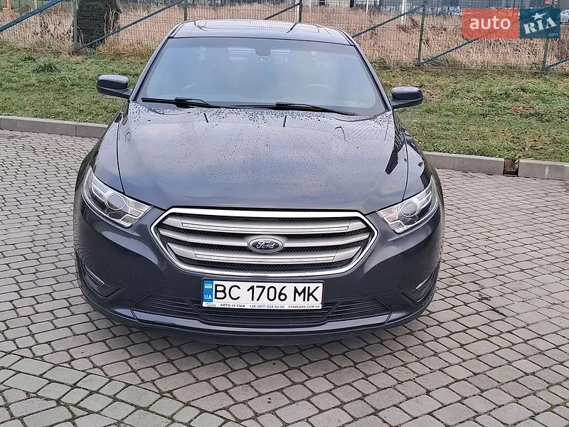 Ford Taurus