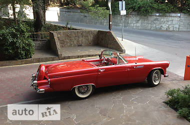 Кабриолет Ford Thunderbird 1955 в 