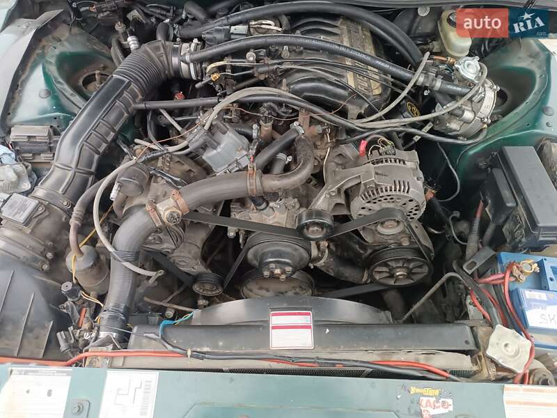 Купе Ford Thunderbird 1994 в Киеве