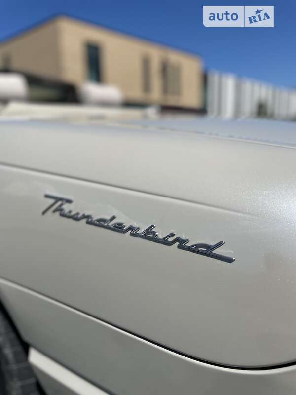 Кабриолет Ford Thunderbird 2005 в Хмельницком