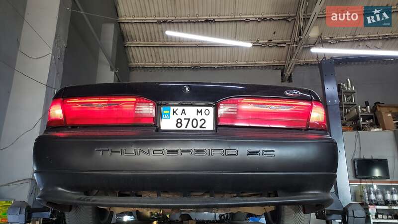 Купе Ford Thunderbird 1992 в Києві