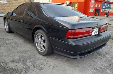 Купе Ford Thunderbird 1992 в 