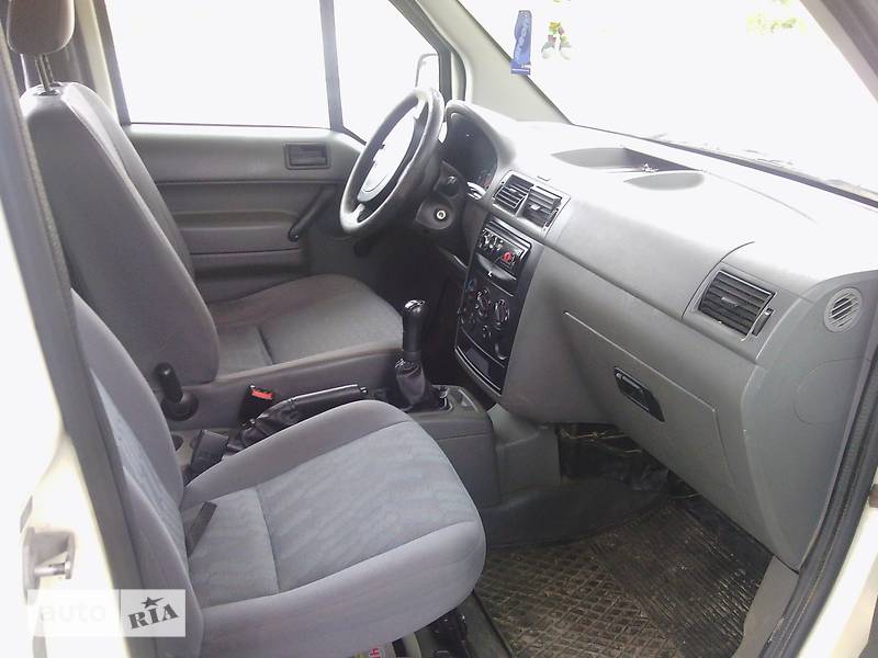 Минивэн Ford Tourneo Connect 2005 в Костополе