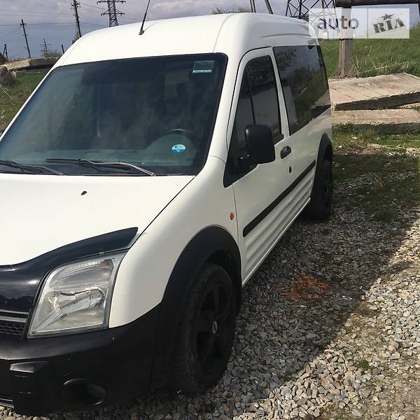 Мінівен Ford Tourneo Connect 2004 в Івано-Франківську