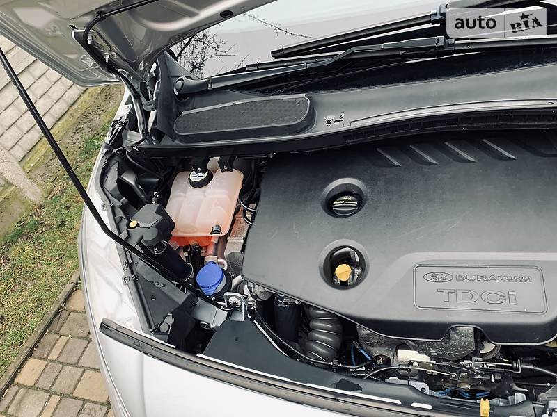 Універсал Ford Tourneo Connect 2014 в Луцьку