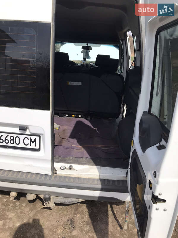 Мінівен Ford Tourneo Connect 2011 в Чернівцях
