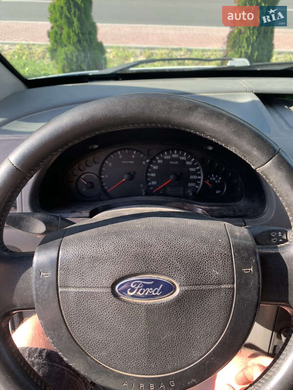 Универсал Ford Tourneo Connect 2005 в Тернополе