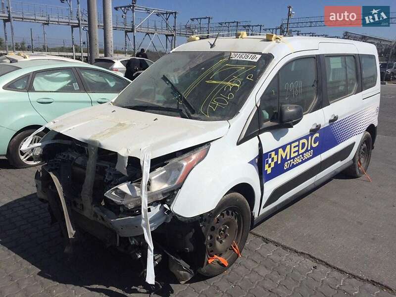Минивэн Ford Tourneo Connect 2018 в Киеве
