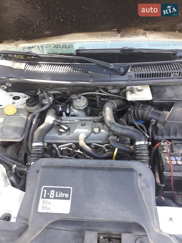 Минивэн Ford Tourneo Connect 2003 в Рожнятове