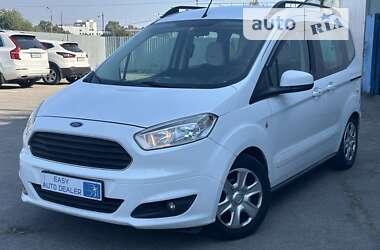 Минивэн Ford Tourneo Connect 2014 в Киеве