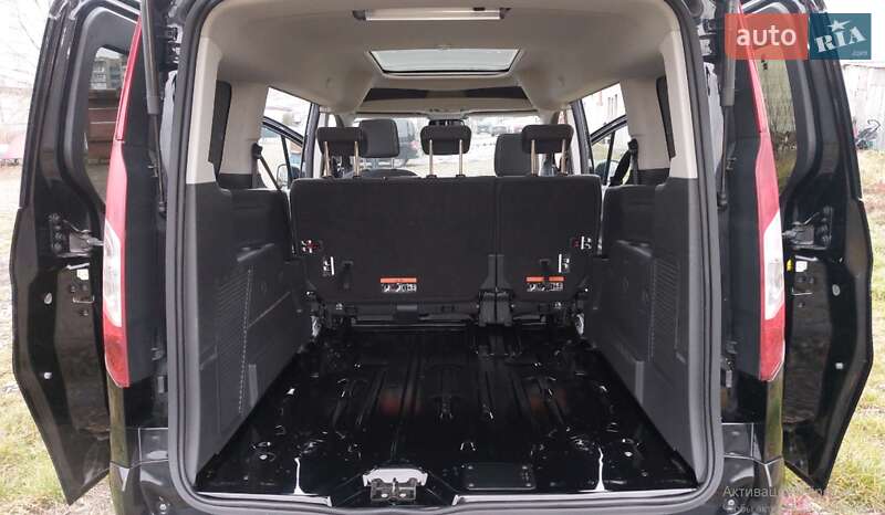 Минивэн Ford Tourneo Connect 2017 в Тысменице фото 12 Минивэн Ford Tourneo Connect 2017 в Тысменице