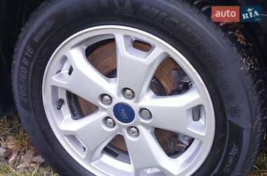 Минивэн Ford Tourneo Connect 2017 в 
