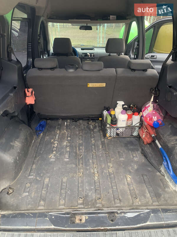 Минивэн Ford Tourneo Connect 2008 в Киеве фото 13 Минивэн Ford Tourneo Connect 2008 в Киеве