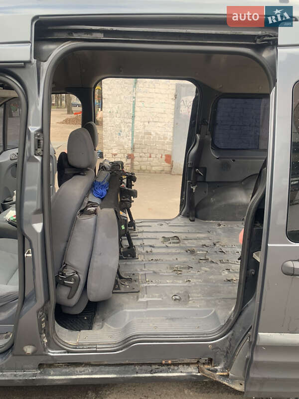 Минивэн Ford Tourneo Connect 2008 в Киеве фото 23 Минивэн Ford Tourneo Connect 2008 в Киеве