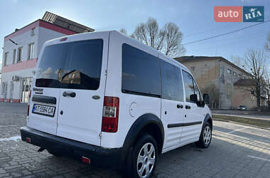 Минивэн Ford Tourneo Connect 2004 в Калуше