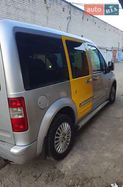 Минивэн Ford Tourneo Connect 2003 в 