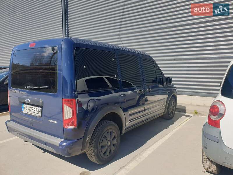 Минивэн Ford Tourneo Connect 2013 в Киеве