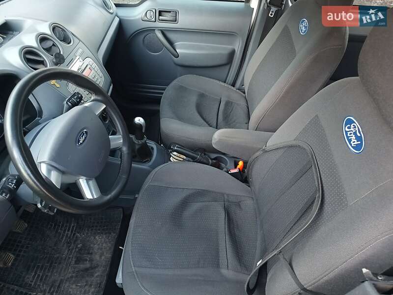 Мінівен Ford Tourneo Connect 2010 в Нововолинську фото 7 Мінівен Ford Tourneo Connect 2010 в Нововолинську