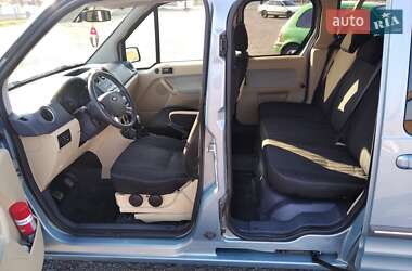 Минивэн Ford Tourneo Connect 2010 в 