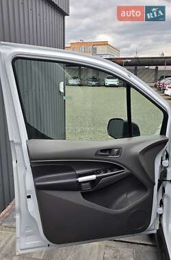 Минивэн Ford Tourneo Connect 2019 в 
