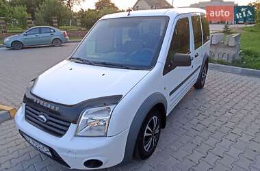 Мінівен Ford Tourneo Connect 2010 в Чернівцях