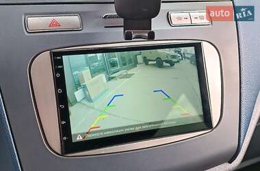 Минивэн Ford Tourneo Connect 2012 в 