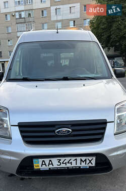 Минивэн Ford Tourneo Connect 2013 в 