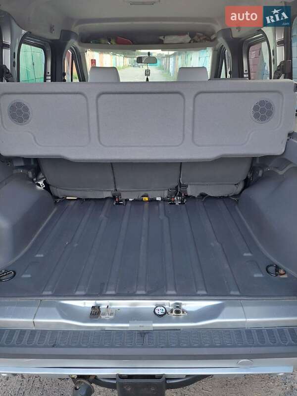 Минивэн Ford Tourneo Connect 2012 в Харькове