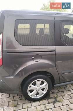 Минивэн Ford Tourneo Connect 2015 в 