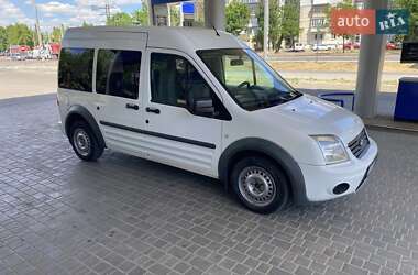 Минивэн Ford Tourneo Connect 2012 в 