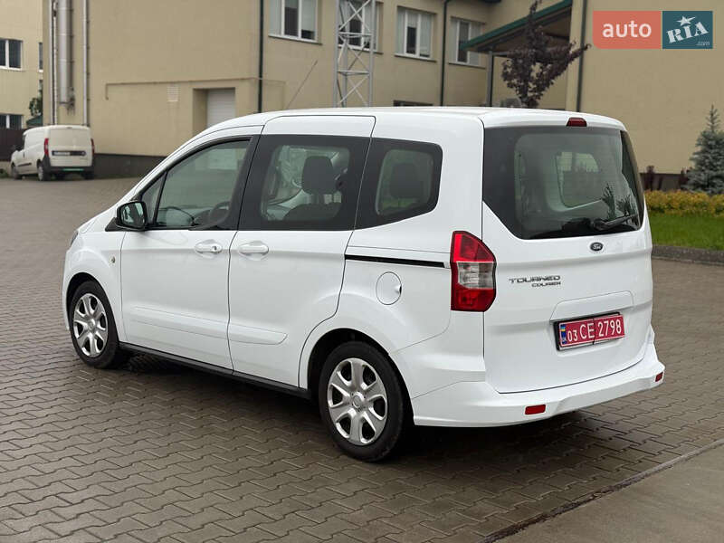 Минивэн Ford Tourneo Connect 2017 в Луцке