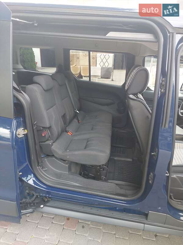 Минивэн Ford Tourneo Connect 2015 в Хмельницком