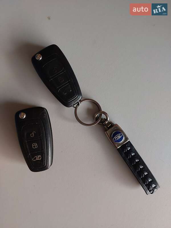 Минивэн Ford Tourneo Connect 2015 в Хмельницком