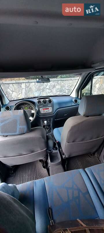 Мінівен Ford Tourneo Connect 2012 в Луцьку