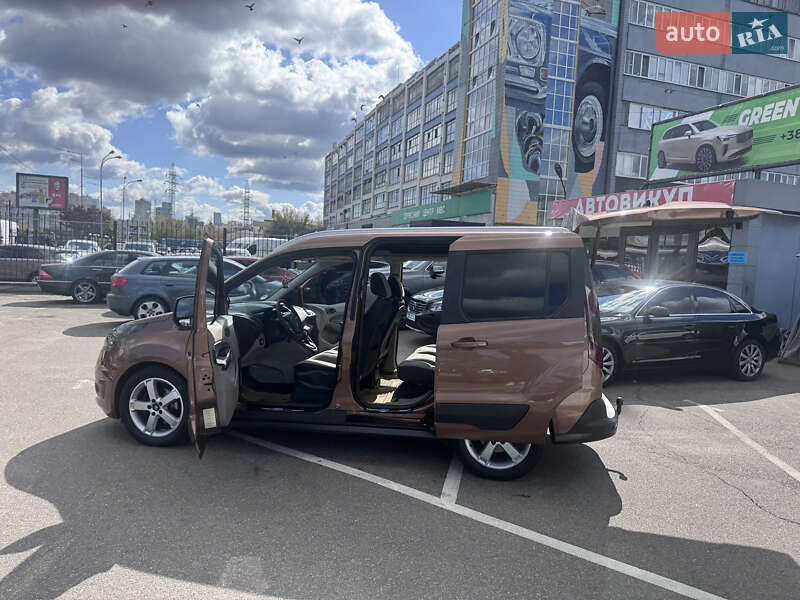 Мінівен Ford Tourneo Connect 2014 в Києві фото 17 Мінівен Ford Tourneo Connect 2014 в Києві