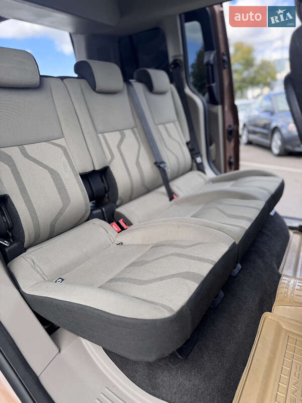 Мінівен Ford Tourneo Connect 2014 в Києві фото 32 Мінівен Ford Tourneo Connect 2014 в Києві