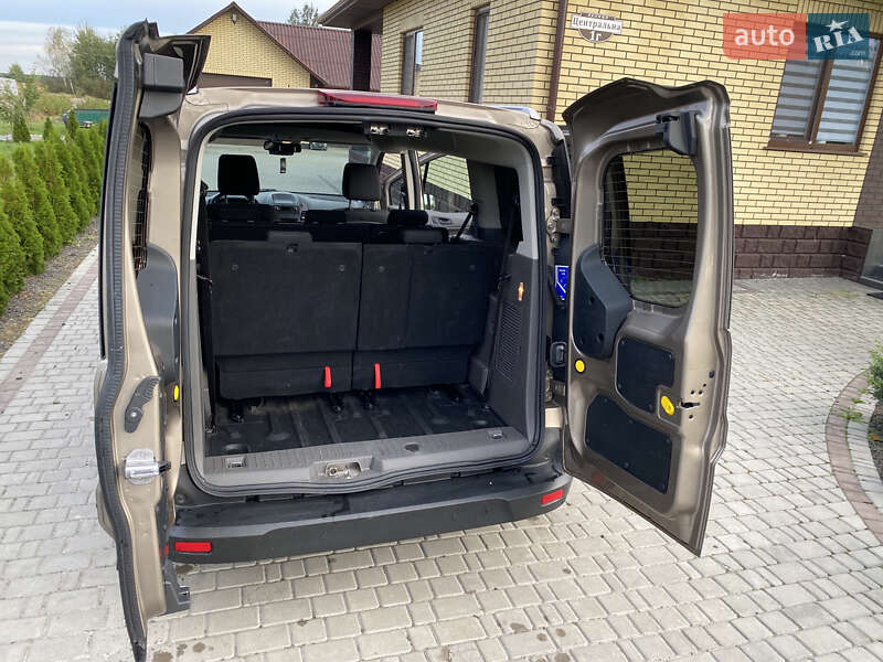 Мінівен Ford Tourneo Connect 2019 в Луцьку