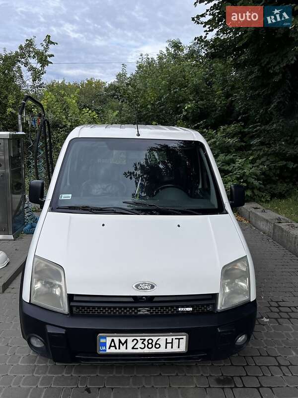 Минивэн Ford Tourneo Connect 2003 в Коростене