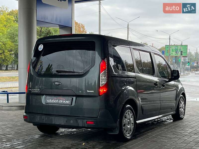 Мінівен Ford Tourneo Connect 2017 в Миколаєві