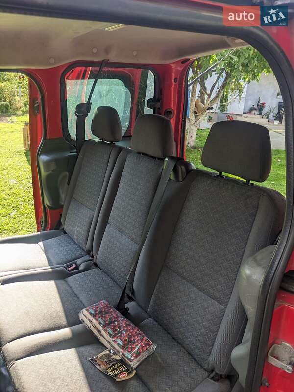 Мінівен Ford Tourneo Connect 2003 в Рівному фото 5 Мінівен Ford Tourneo Connect 2003 в Рівному