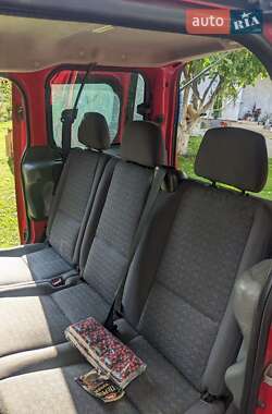 Минивэн Ford Tourneo Connect 2003 в 