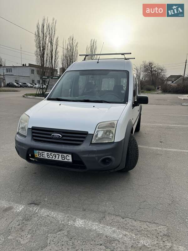 Минивэн Ford Tourneo Connect 2012 в Николаеве фото 11 Минивэн Ford Tourneo Connect 2012 в Николаеве