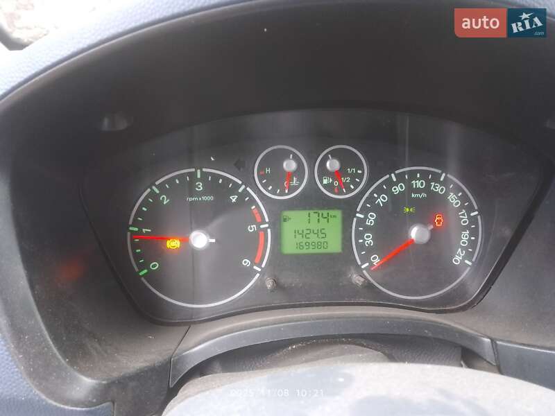 Мінівен Ford Tourneo Connect 2010 в Любешові фото 5 Мінівен Ford Tourneo Connect 2010 в Любешові