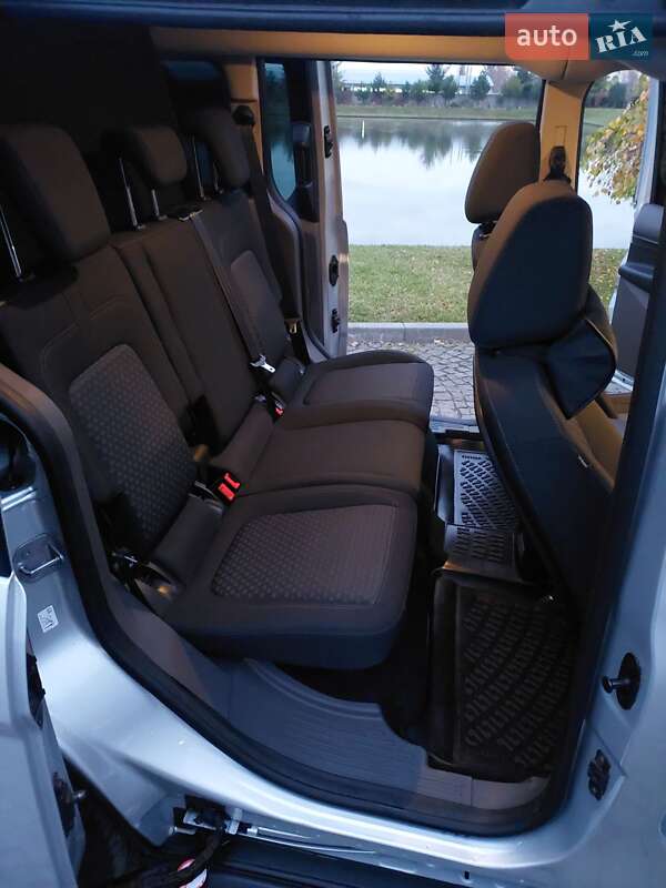 Мінівен Ford Tourneo Connect 2018 в Львові