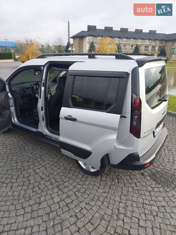 Мінівен Ford Tourneo Connect 2018 в Львові