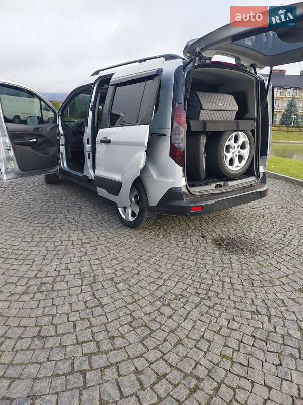 Мінівен Ford Tourneo Connect 2018 в Львові